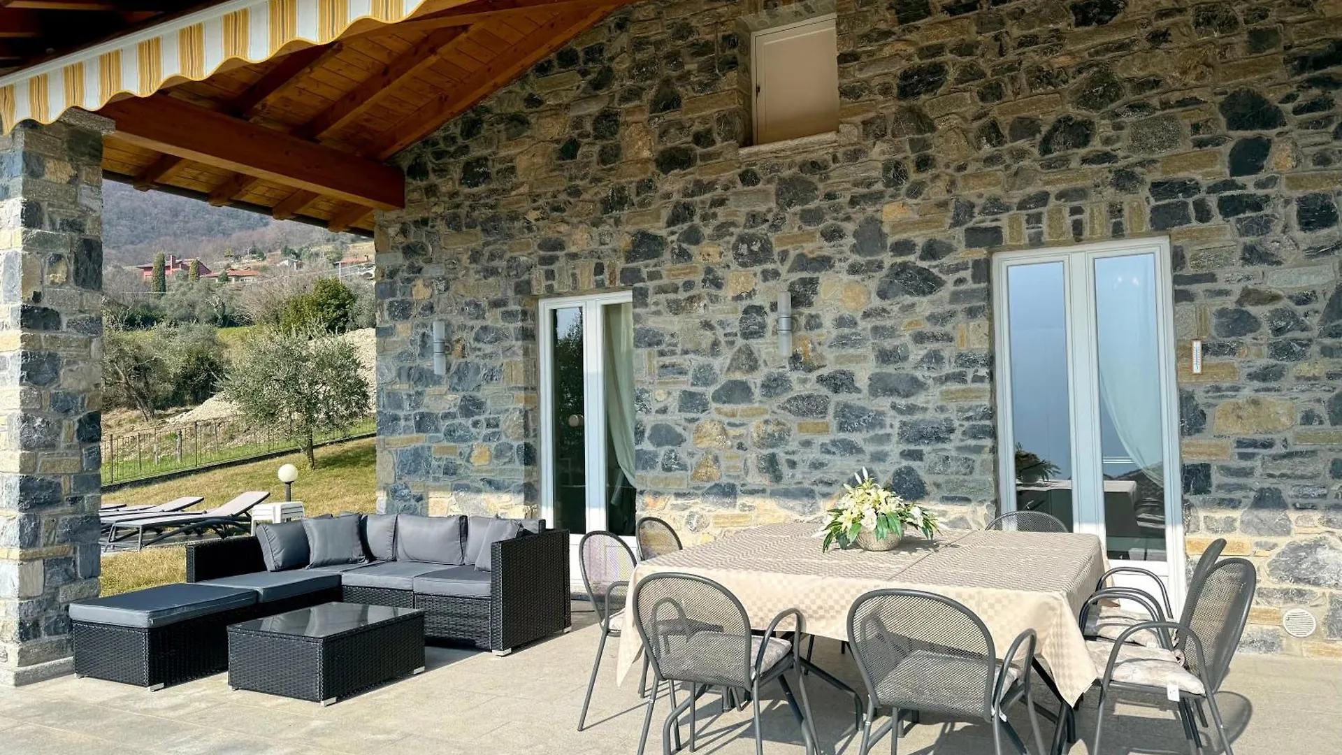 Villa Charme تريميتْسّو